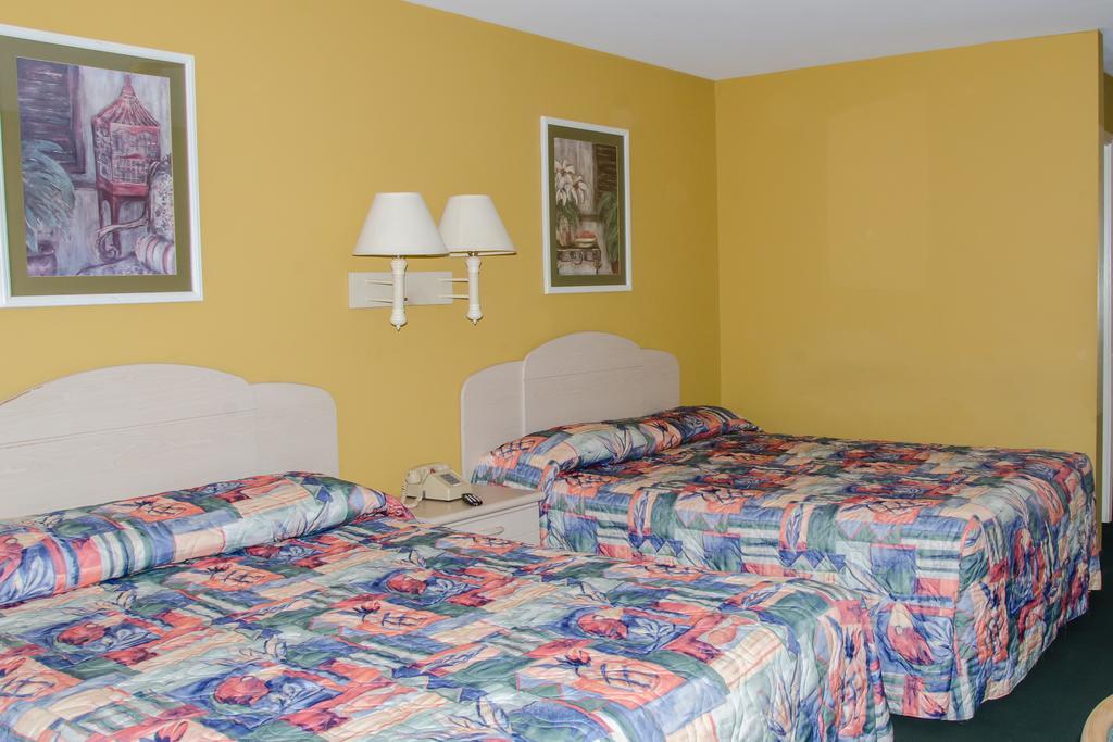 Key West Inn - Childersburg 客房 照片