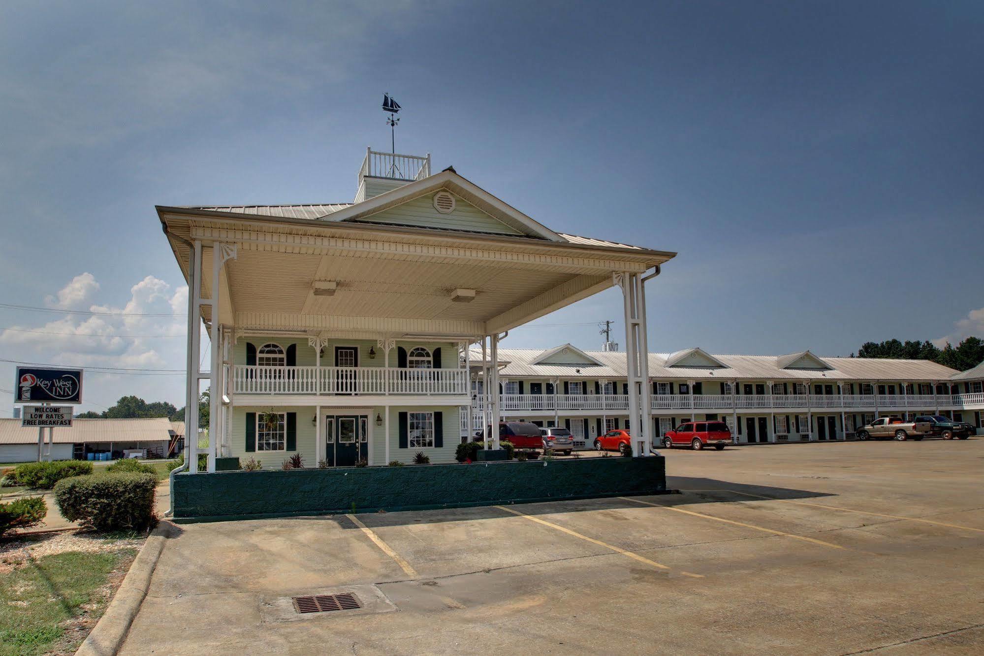Key West Inn - Childersburg 外观 照片