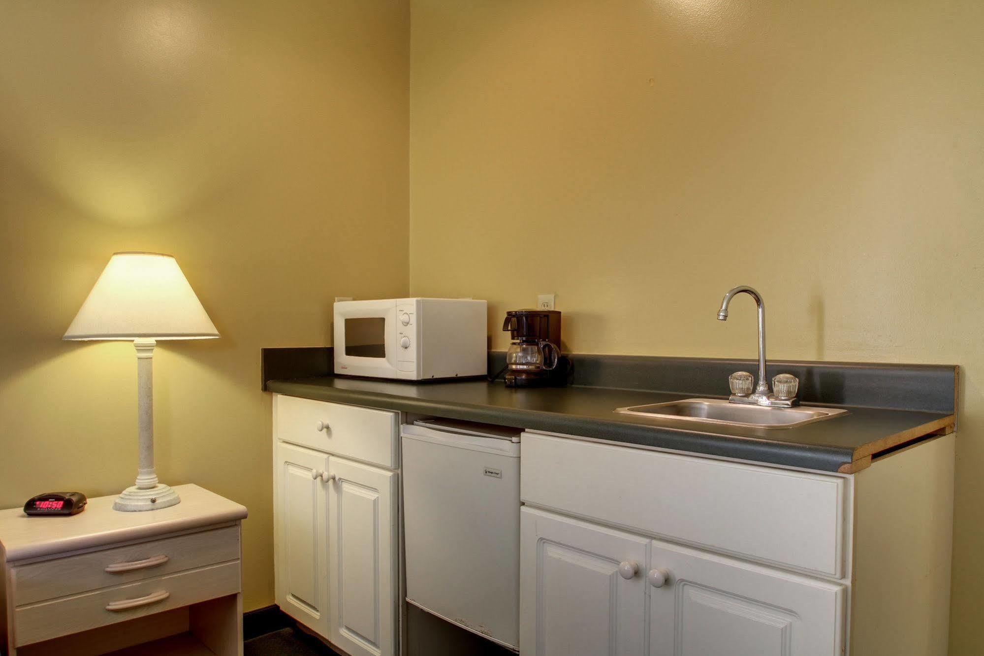 Key West Inn - Childersburg 外观 照片